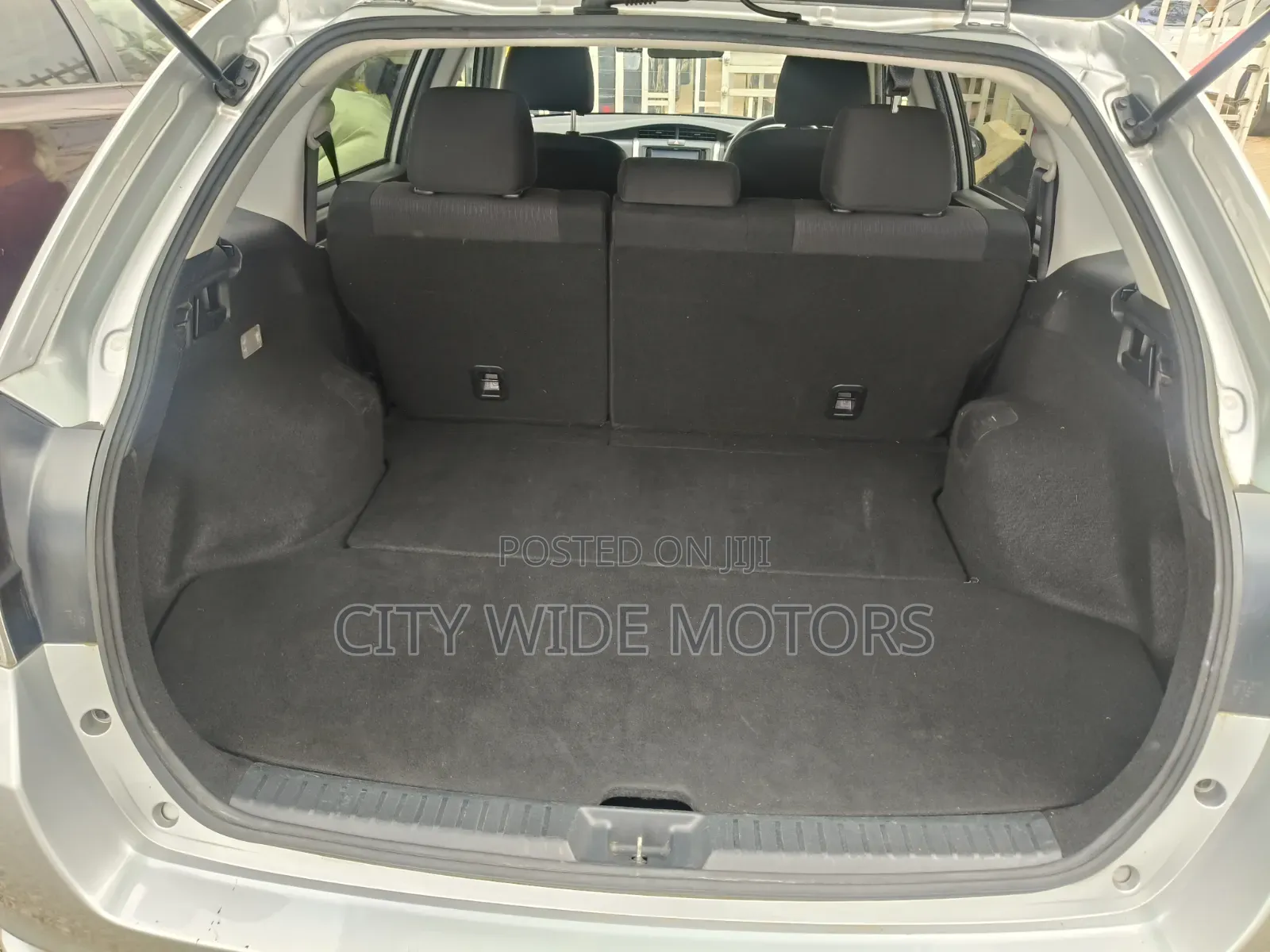 Toyota Corolla Fielder 2019 Silver