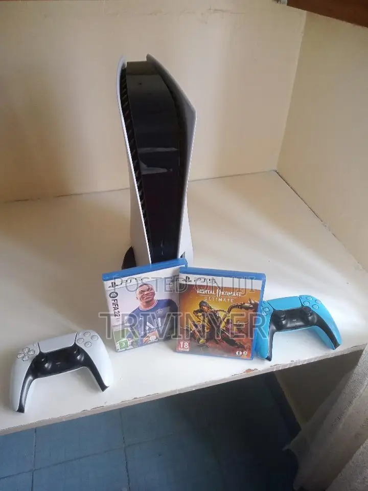 PlayStation 5 Disc Edition Bundle – 2 Controllers + FIFA 22 + MK11