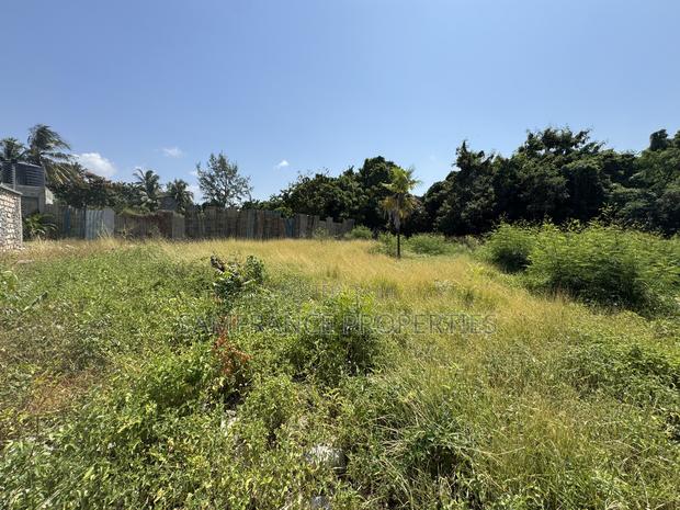 Prime Quarter Residential Plot on Sale Nyali - thumbnail 2