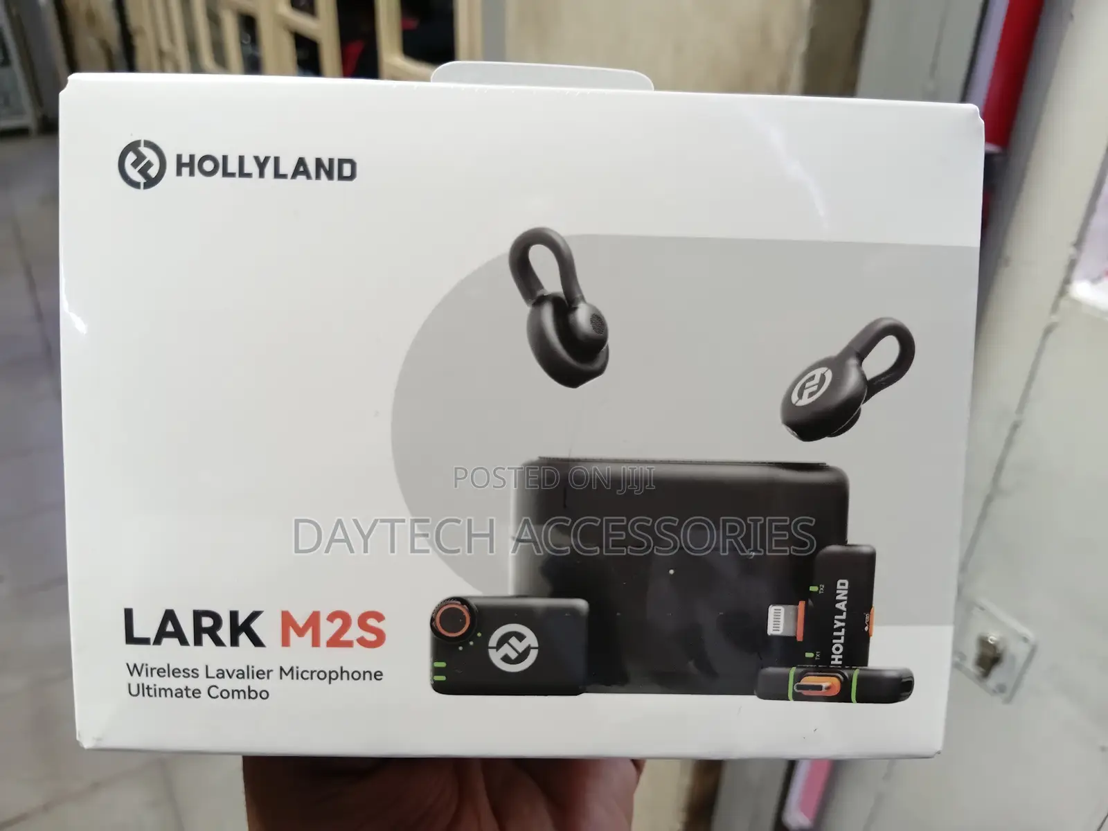 Hollyland LARK M2S Wireless Lavalier Microphone (Ultimate Combo)