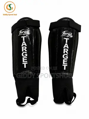 Target Field Hockey Shin Guards With Ankle Protection – Black