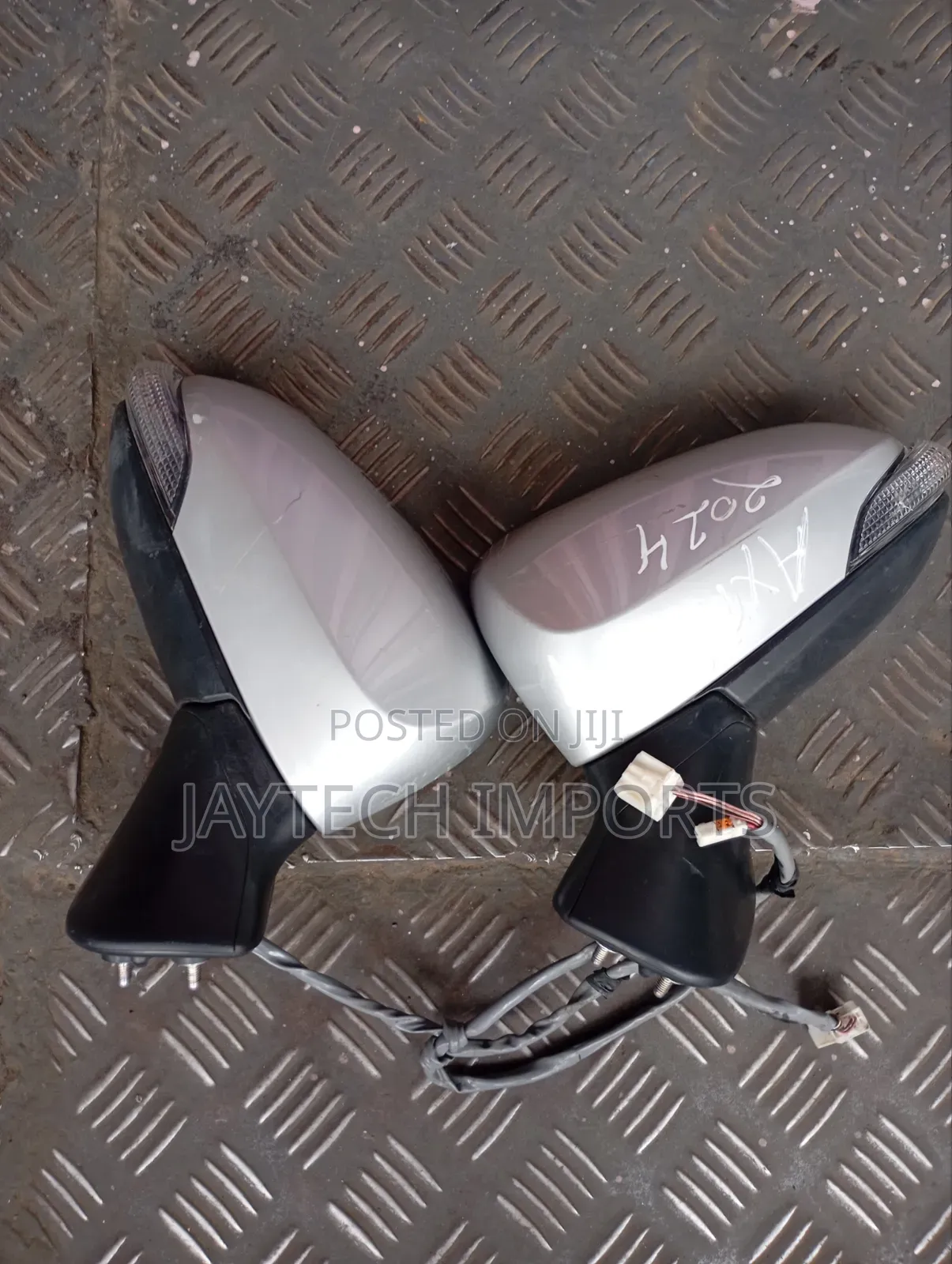 Axio Fielder 165 Headlight