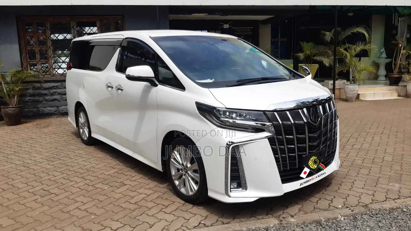 Toyota Alphard 2.5 Petrol FWD 2019 White
