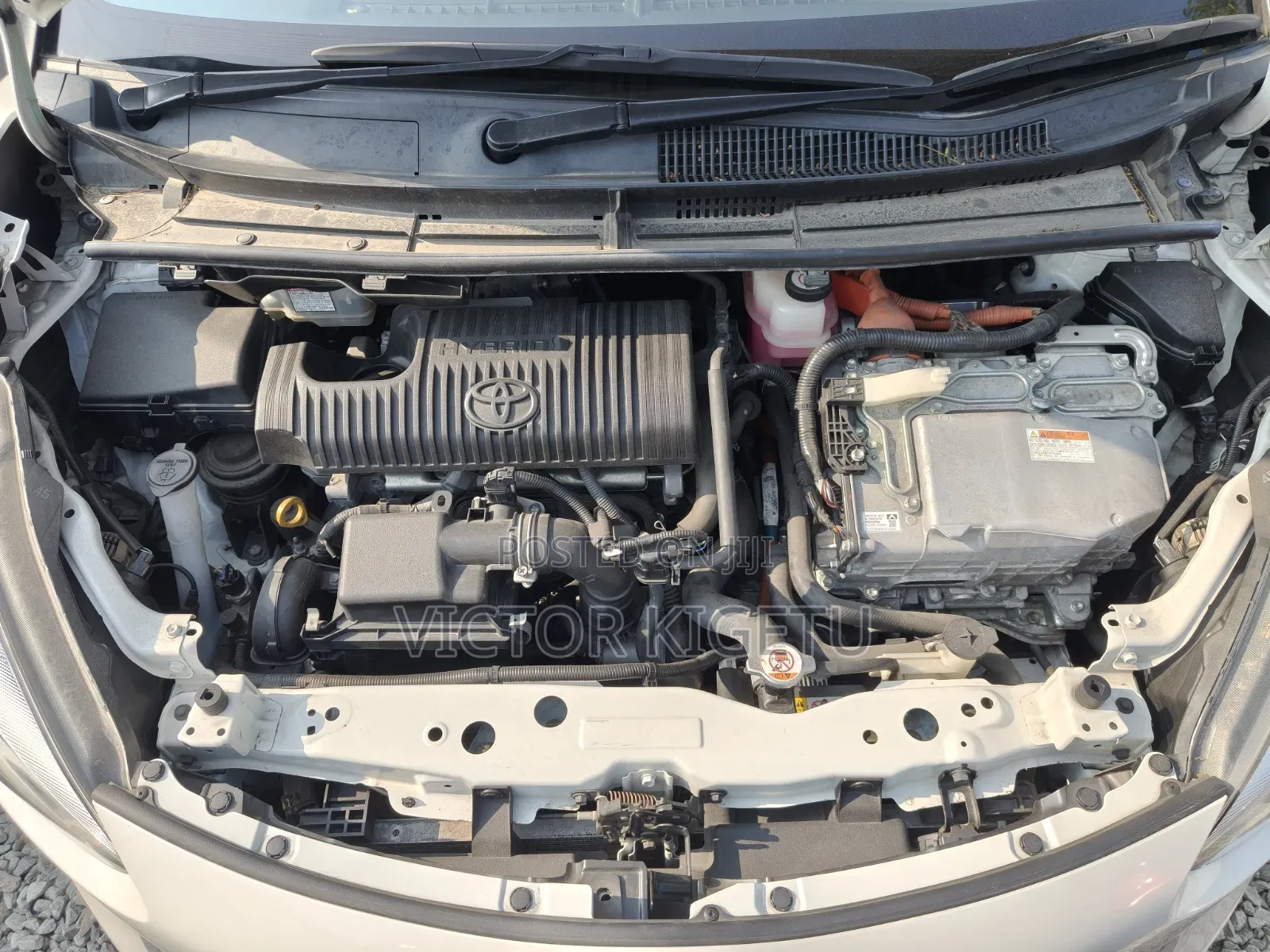Toyota Sienta 2019 Silver