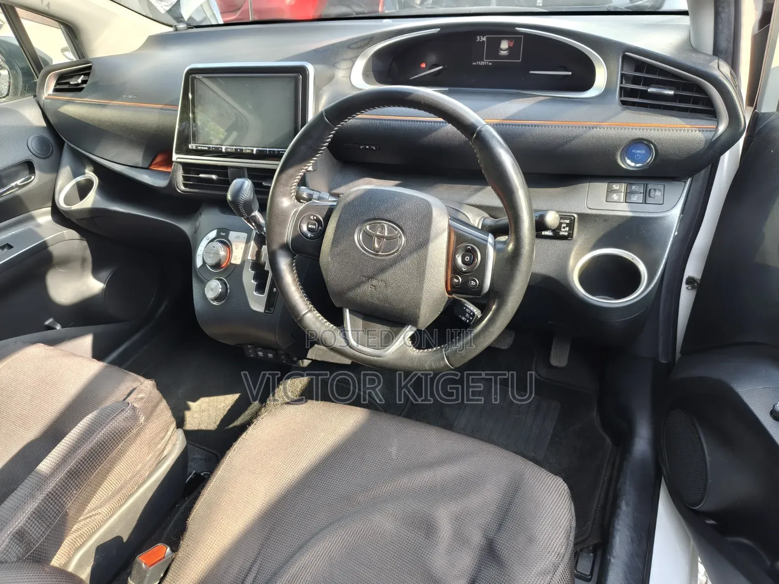 Toyota Sienta 2019 Silver