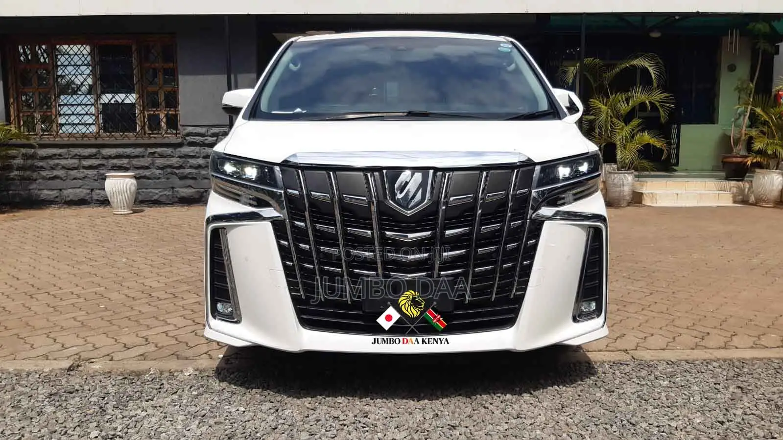 Toyota Alphard 2.5 Petrol FWD 2019 White