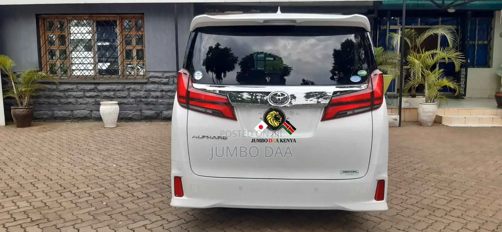 Toyota Alphard 2.5 Petrol FWD 2019 White