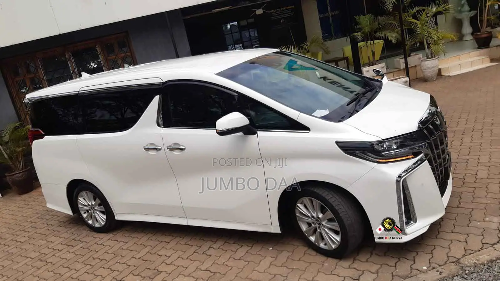 Toyota Alphard 2.5 Petrol FWD 2019 White