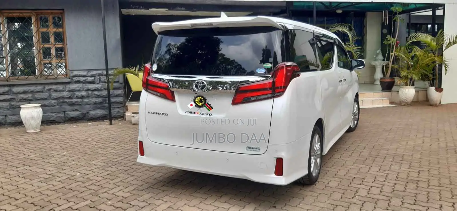 Toyota Alphard 2.5 Petrol FWD 2019 White