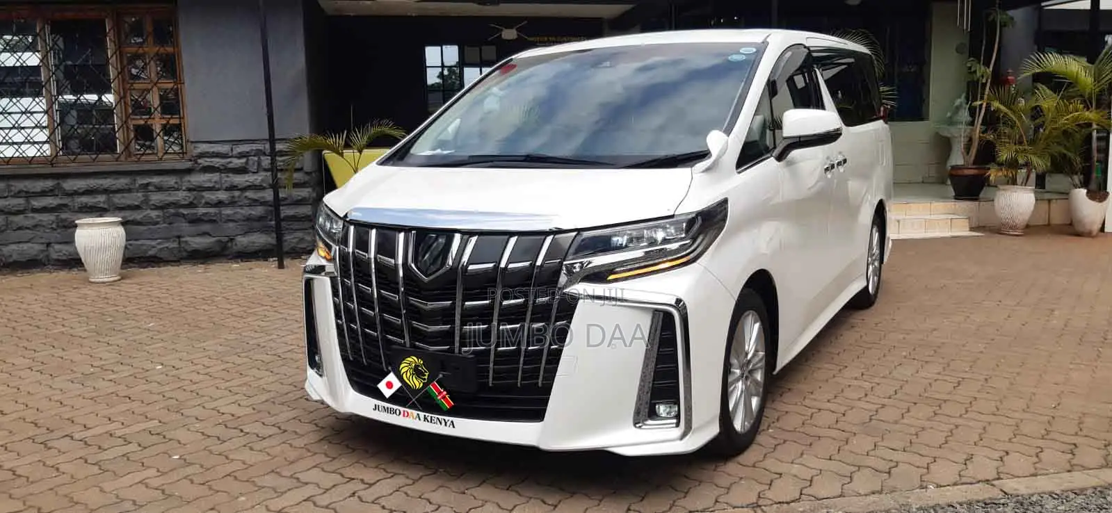Toyota Alphard 2.5 Petrol FWD 2019 White