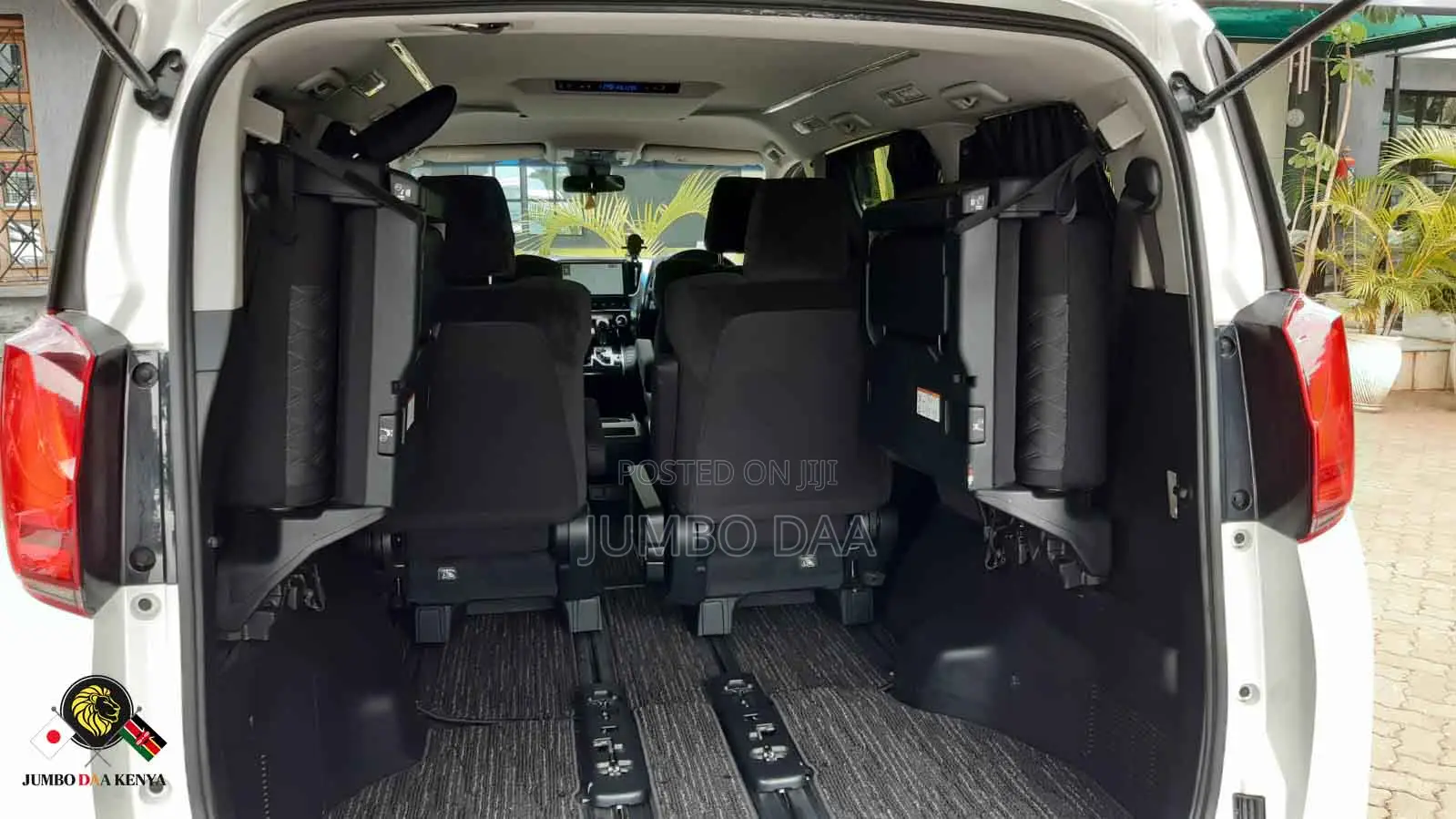 Toyota Alphard 2.5 Petrol FWD 2019 White