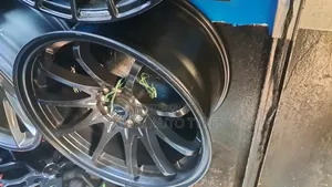Rim 17 Normal and Offset