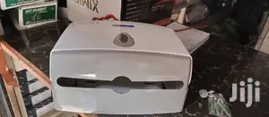 Multi Fold Tissue Dispenser