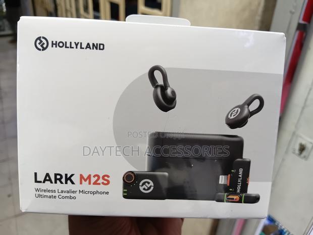 Hollyland Lark M2s Ultimate Combo Wireless Microphone White Black - thumbnail 4