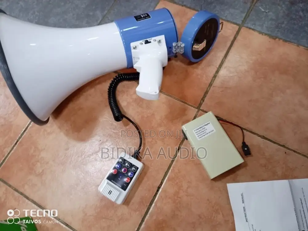 High-Power Professional Portable USB Megaphone (Bullhorn Speaker)