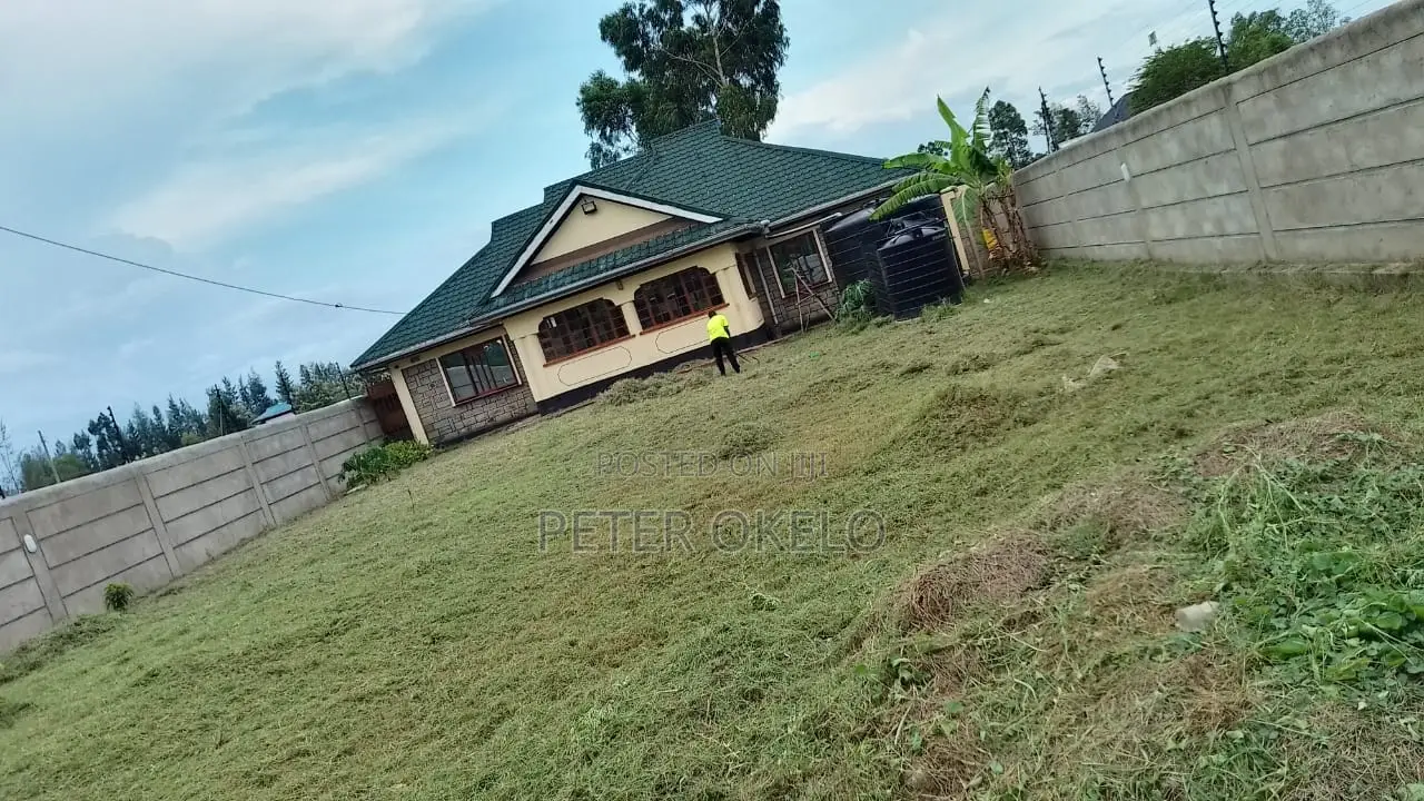 3bdrm Bungalow in Nyalunya for sale