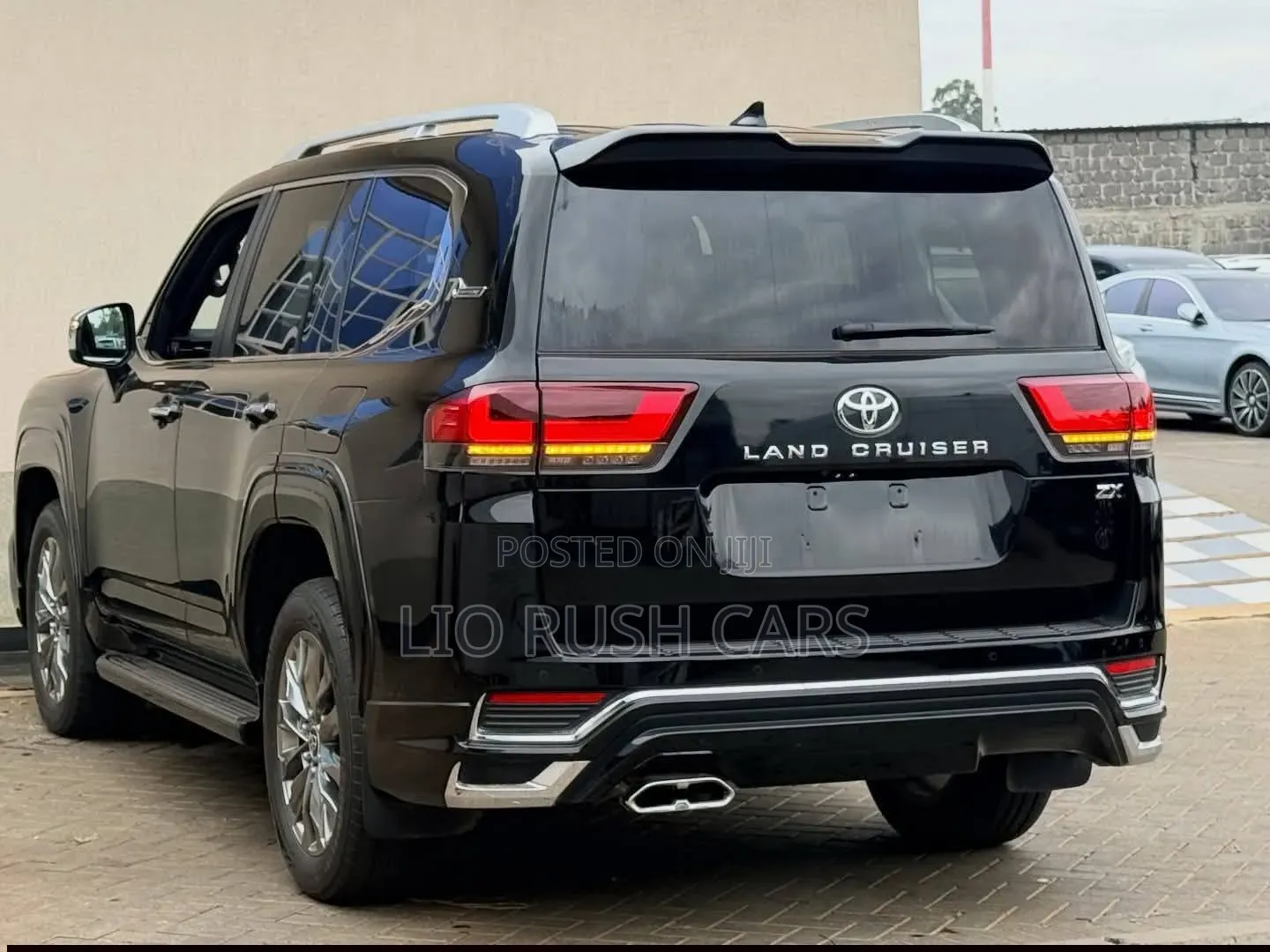 Toyota Land Cruiser 2021 Black