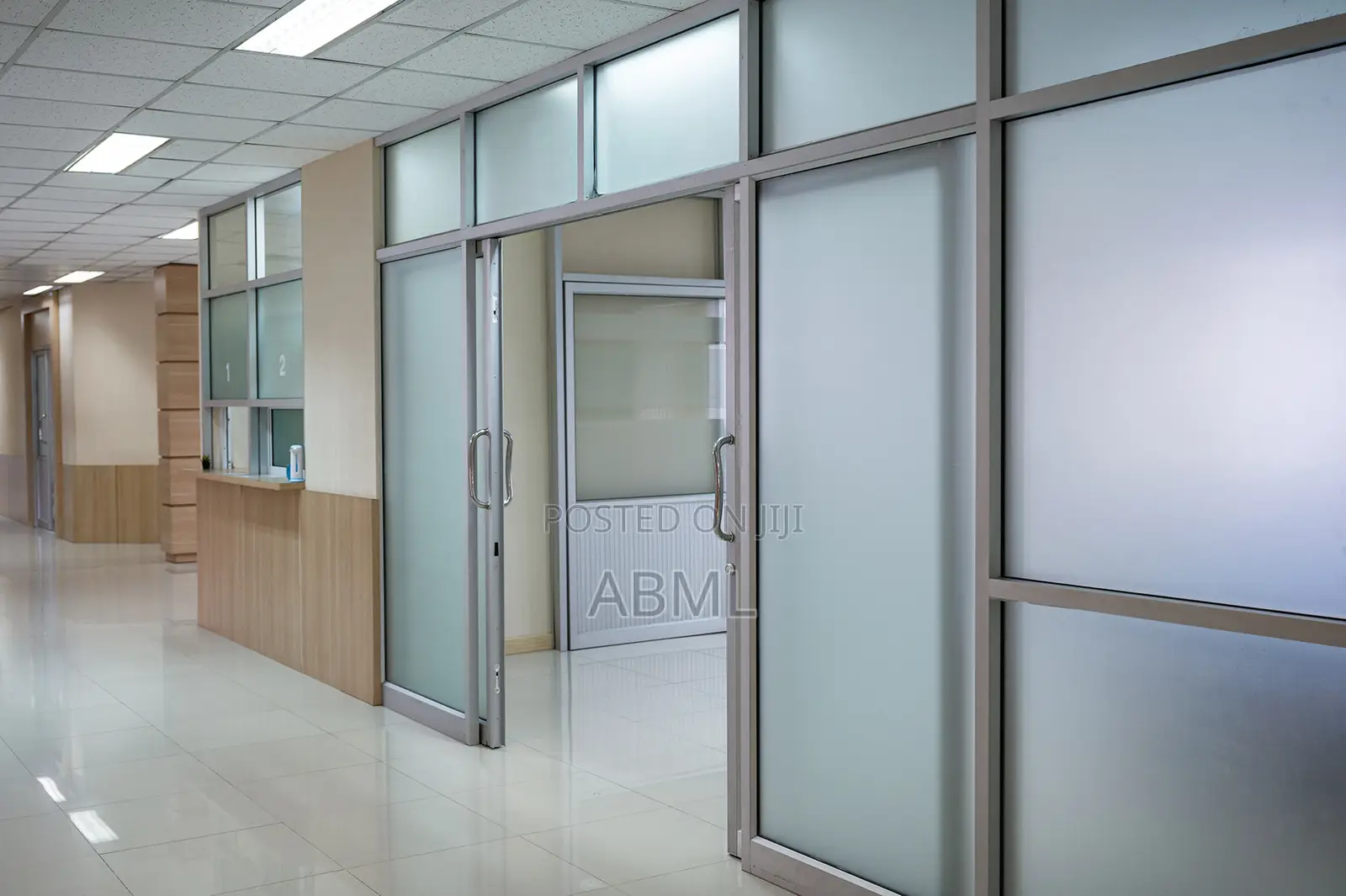 Transform Your Office With Modern Aluminium Glass Partitions
