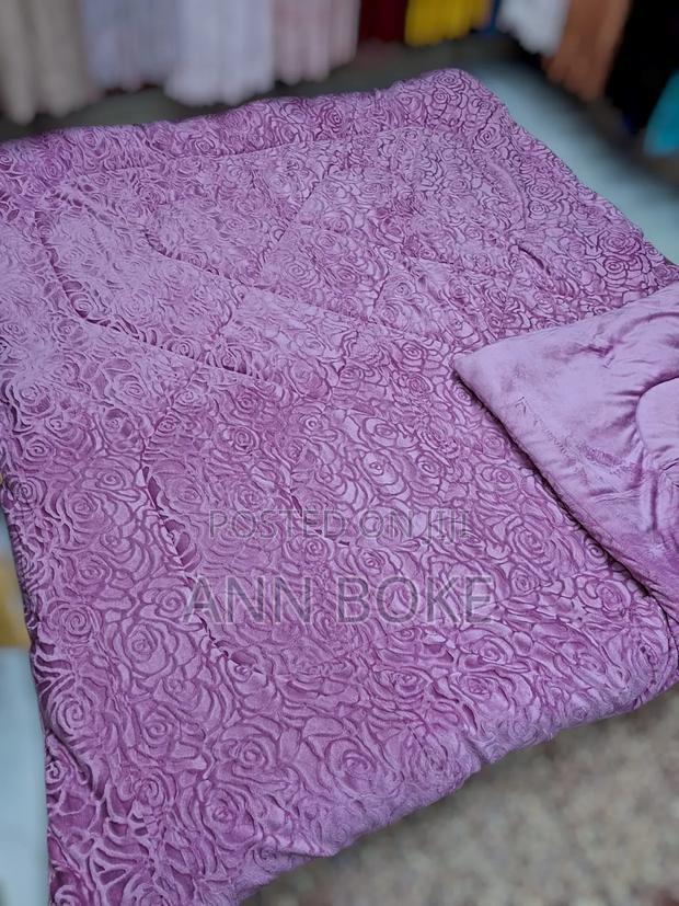 *Available Plain Woolen 
Size: 6x6 - thumbnail 3