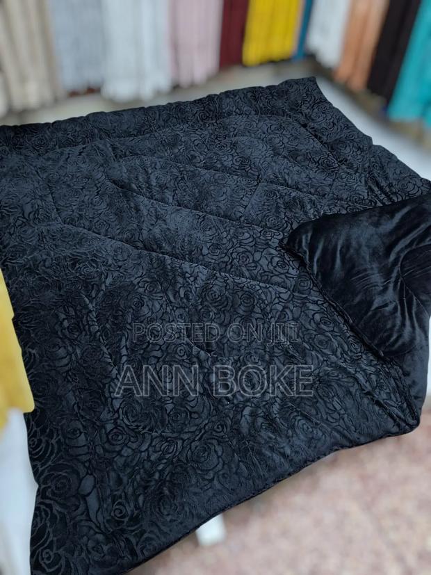 *Available Plain Woolen 
Size: 6x6 - thumbnail 10