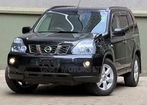 Nissan X-Trail 2.5 Petrol 4x4 SE 2010 Black