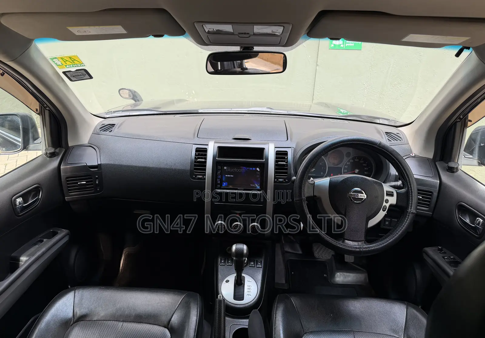 Nissan X-Trail 2.5 Petrol 4x4 SE 2010 Black
