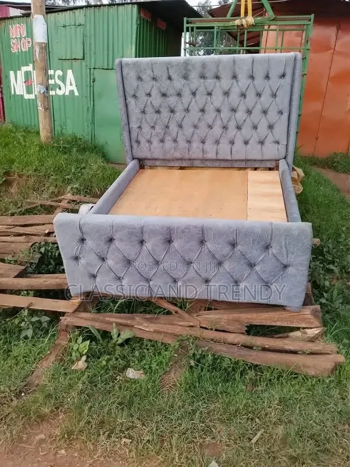 Grey Chester Bed 5x6