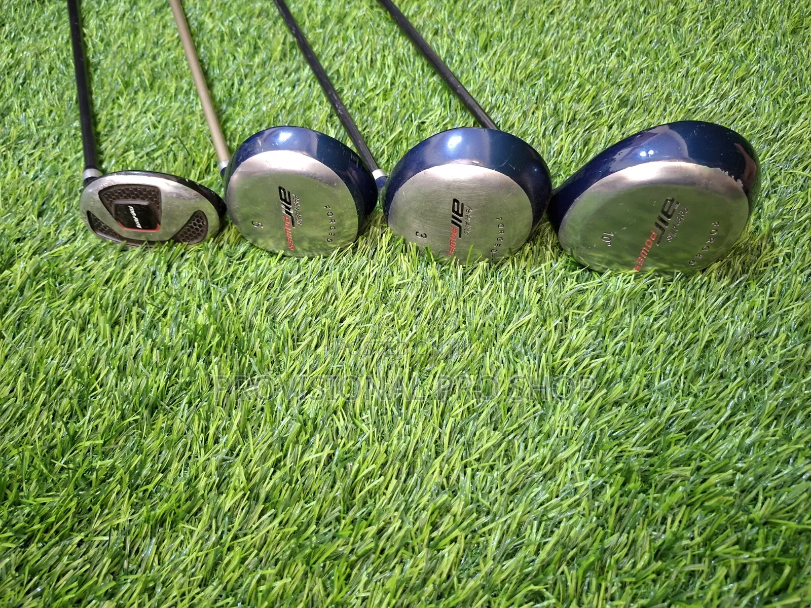 Vantage Men's Set