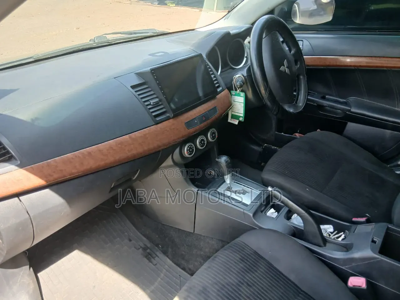 Mitsubishi Lancer 2015 Silver