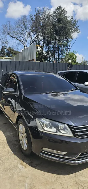 Volkswagen Passat 2011 Black