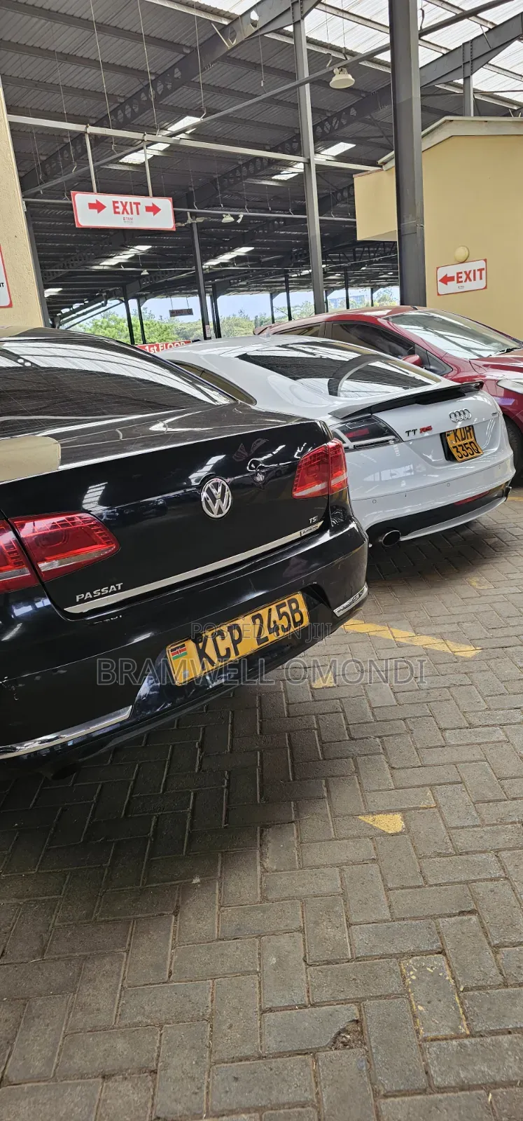 Volkswagen Passat 2011 Black