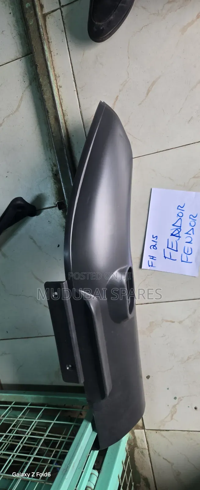 Mitsubishi Fh 215 Door Fender