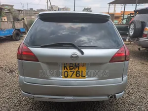 Nissan Wingroad 2004 Silver