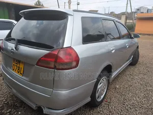 Nissan Wingroad 2004 Silver