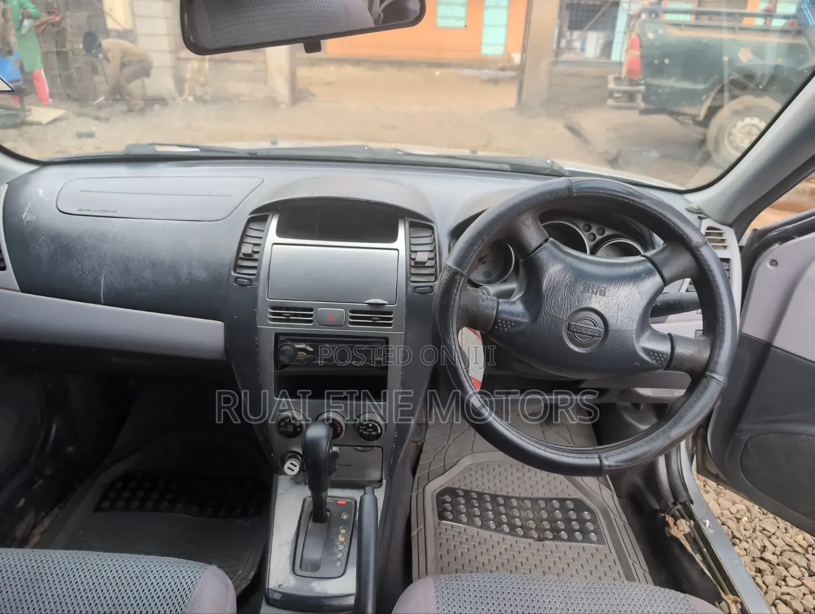 Nissan Wingroad 2004 Silver