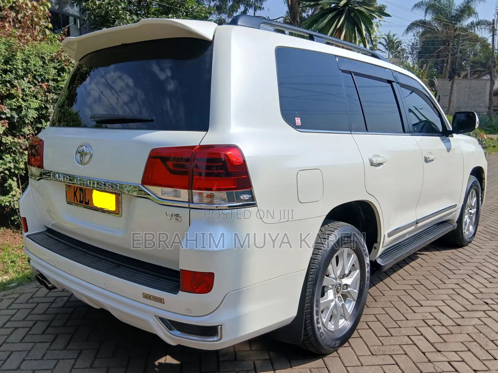 Toyota Land Cruiser 4.6 V8 ZX 2015 White