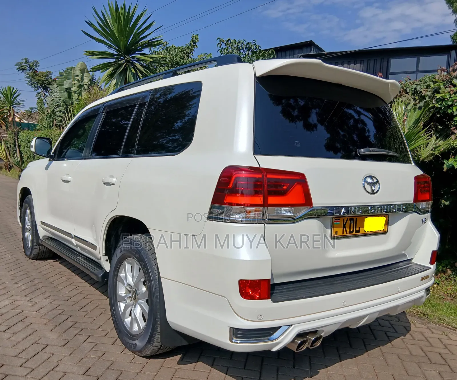 Toyota Land Cruiser 4.6 V8 ZX 2015 White
