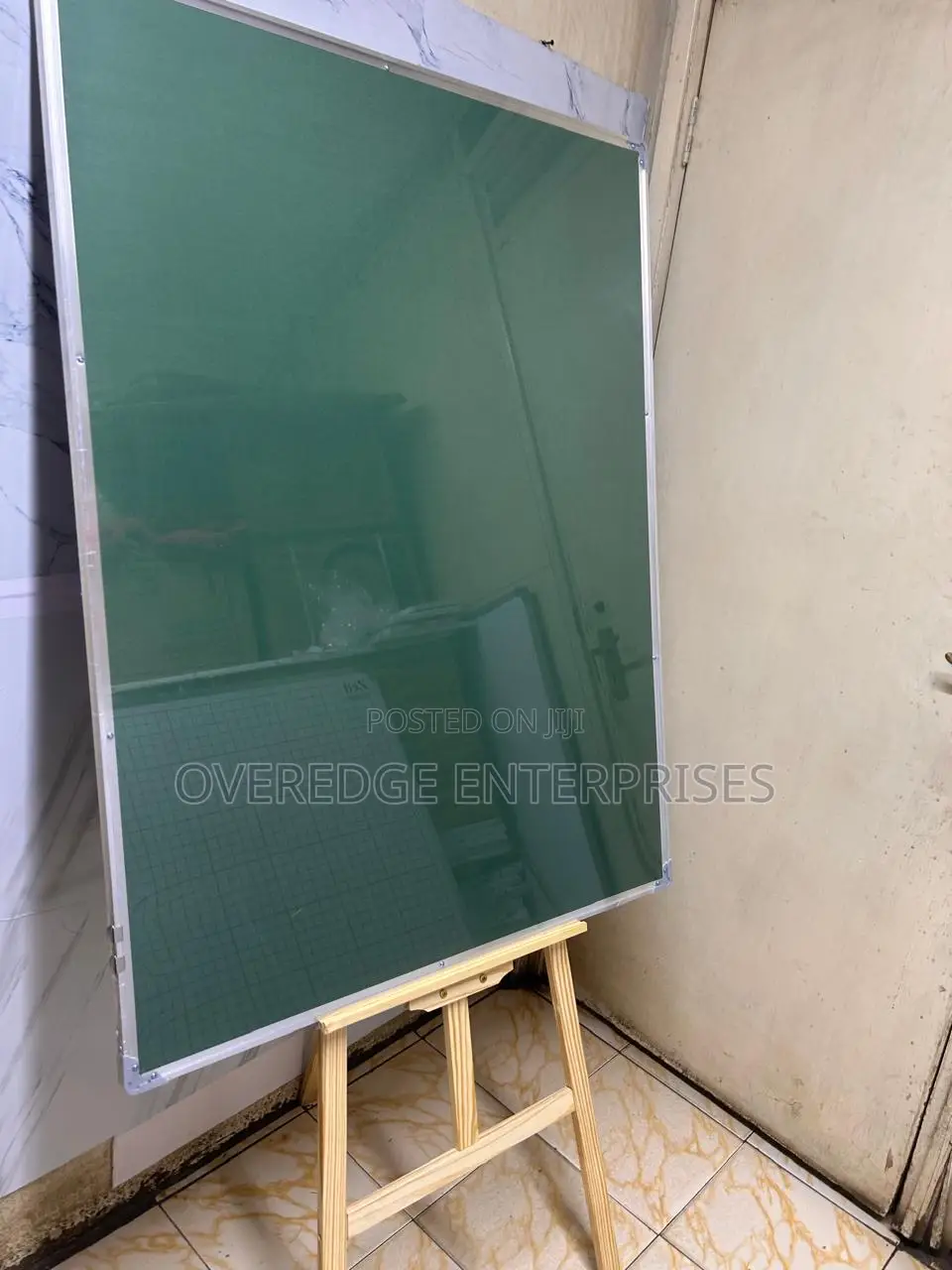 4x3ft Pinboard With Wooden Stand