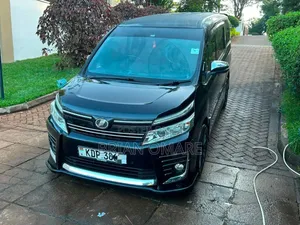 Toyota Voxy 2016 Black