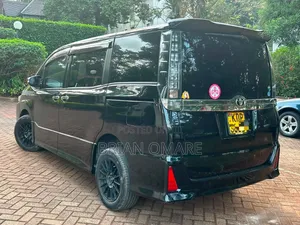 Toyota Voxy 2016 Black