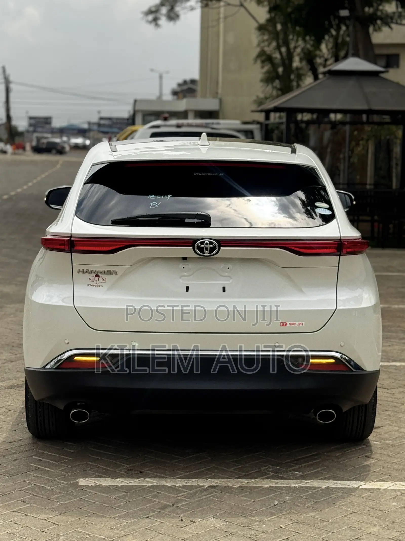 Toyota Harrier 2.0 2020 White