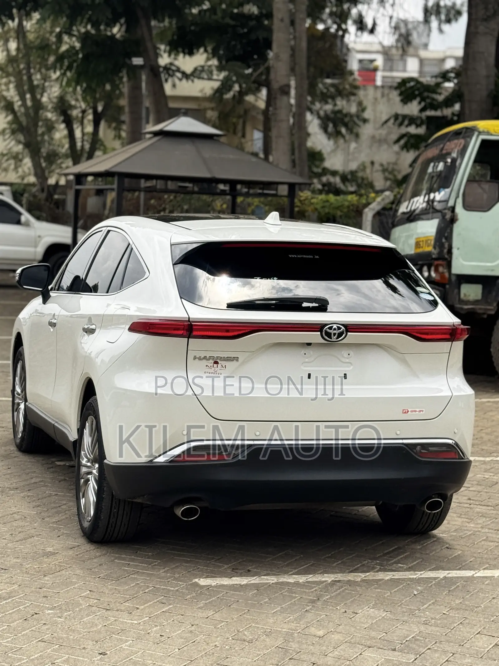 Toyota Harrier 2.0 2020 White