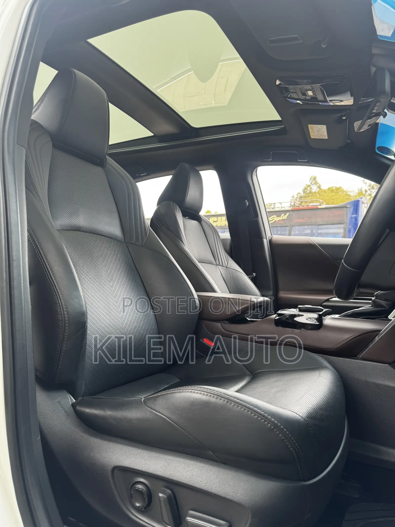 Toyota Harrier 2.0 2020 White