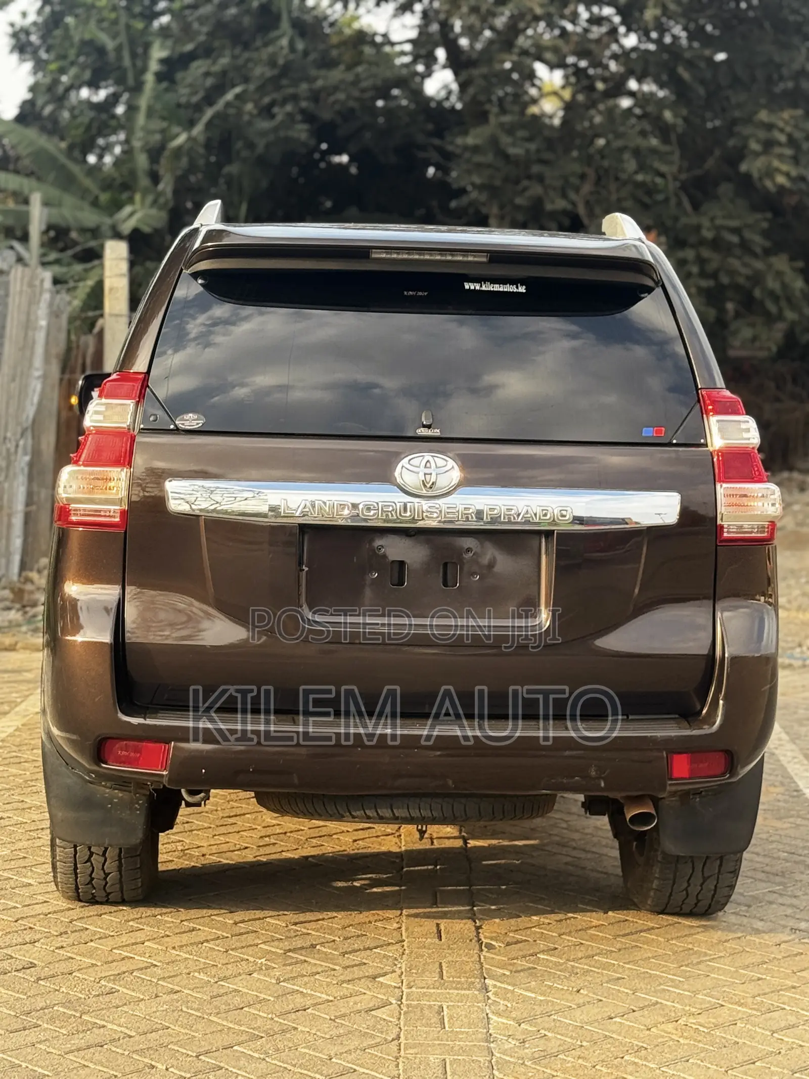 Toyota Land Cruiser Prado 2.8 2017 Brown