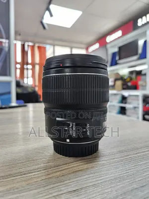 Canon EF-S 15-85mm F/3.5-5.6 IS USM Clean Lens!