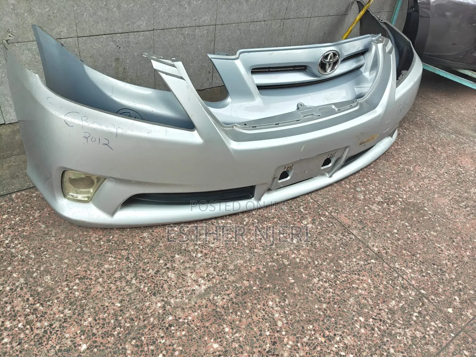 Ex Japan Crown 2008 Front Bumper