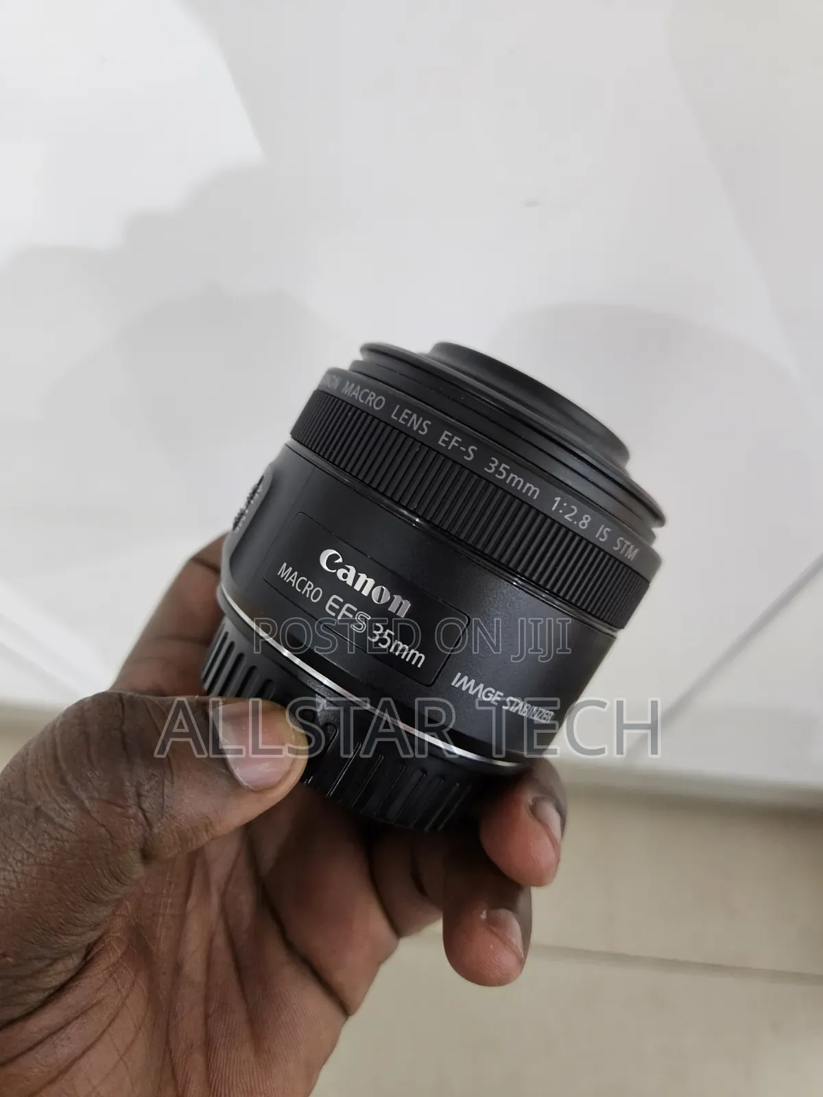 Canon EF-S 35mm F/2.8 Macro IS STM Lens