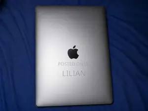 Laptop Apple MacBook Pro 2017 8GB Intel Core i5 SSD 128GB