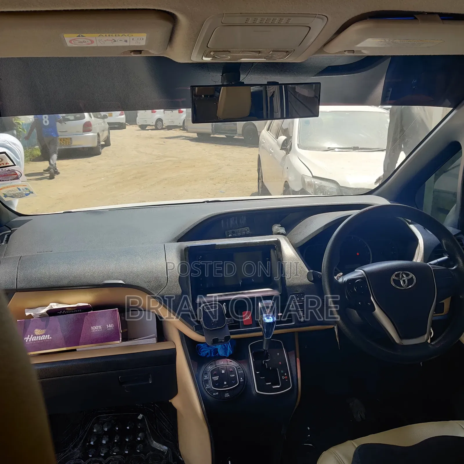 Toyota Noah 2016 White