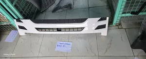 Isuzu NQR 81or 700p Front Grill